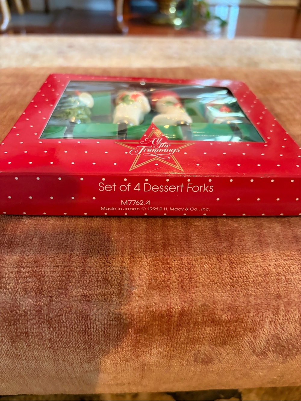 Macy's The Trimmings Red Set of 4 Dessert Forks charcuterie NIB party holiday